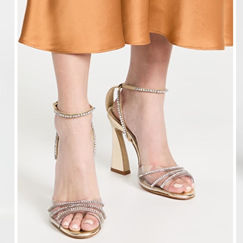 Schutz Rowenah Sandals Size 7 New